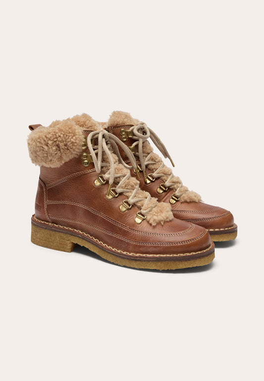 Amust Bologna Boots