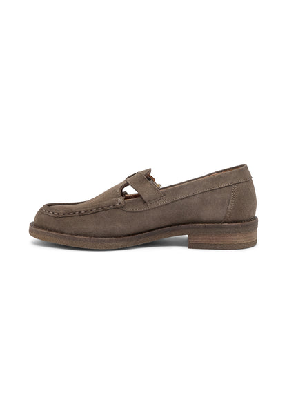Amust Prag Shoes