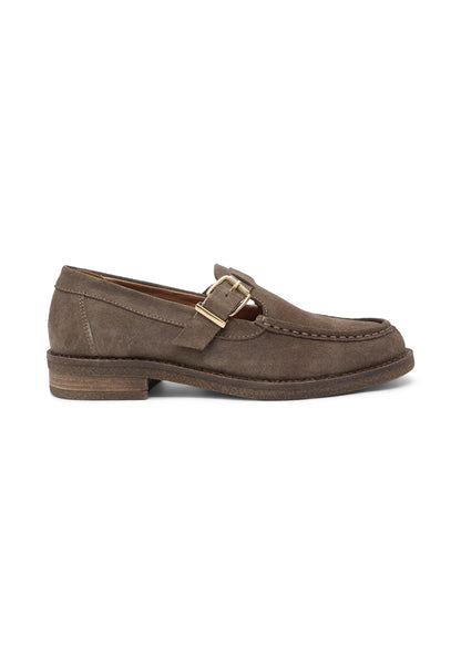 Amust Prag Shoes
