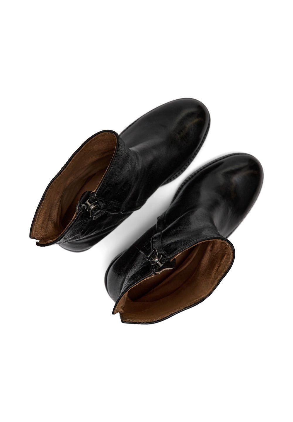 Amust Tokyo Boots
