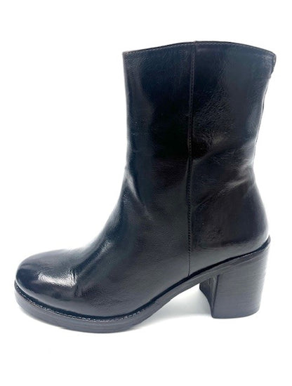 Amust Tokyo Boots